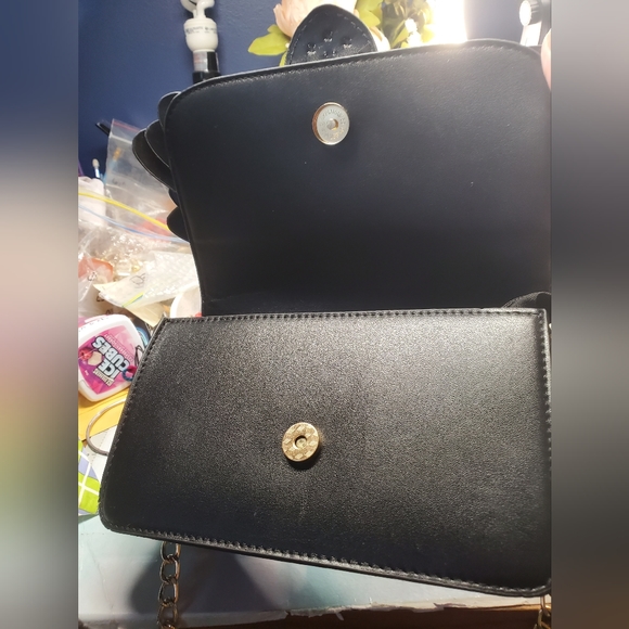 Beautiful colorful purse zipper for the inside pocket and snap button for flap - Picture 6 of 15